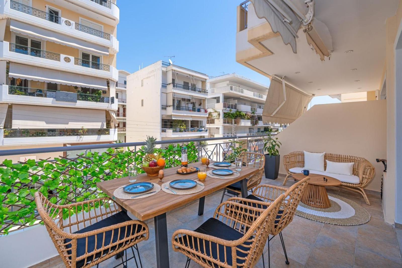 Luxurious Coastal Retreat In Central Glyfada Athena Bagian luar foto