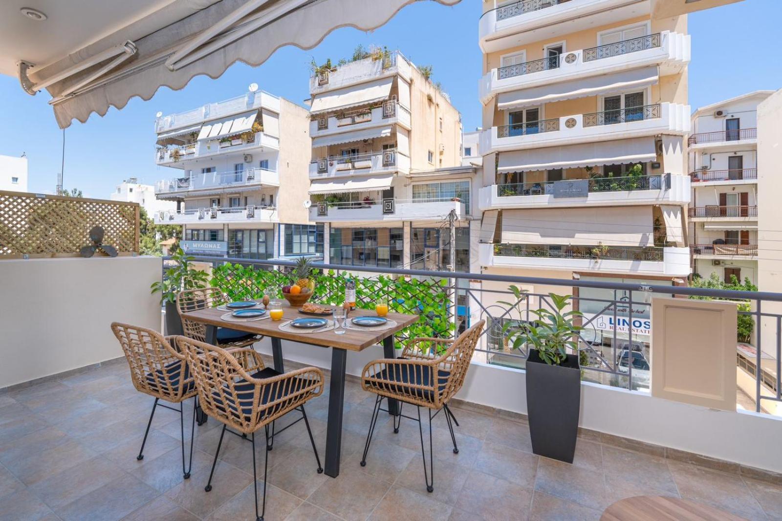 Luxurious Coastal Retreat In Central Glyfada Athena Bagian luar foto